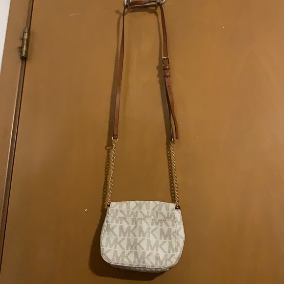 Authentic Michael Kors purse - Picture 2 of 2